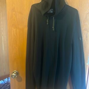 Under Armour 2x textured dark green pullover